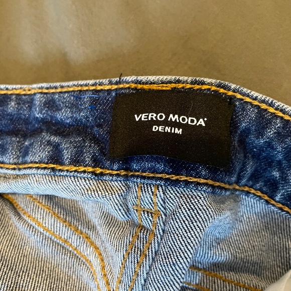 Vero Moda Straight Fit Jeans Womens size 26 - Picture 5 of 5